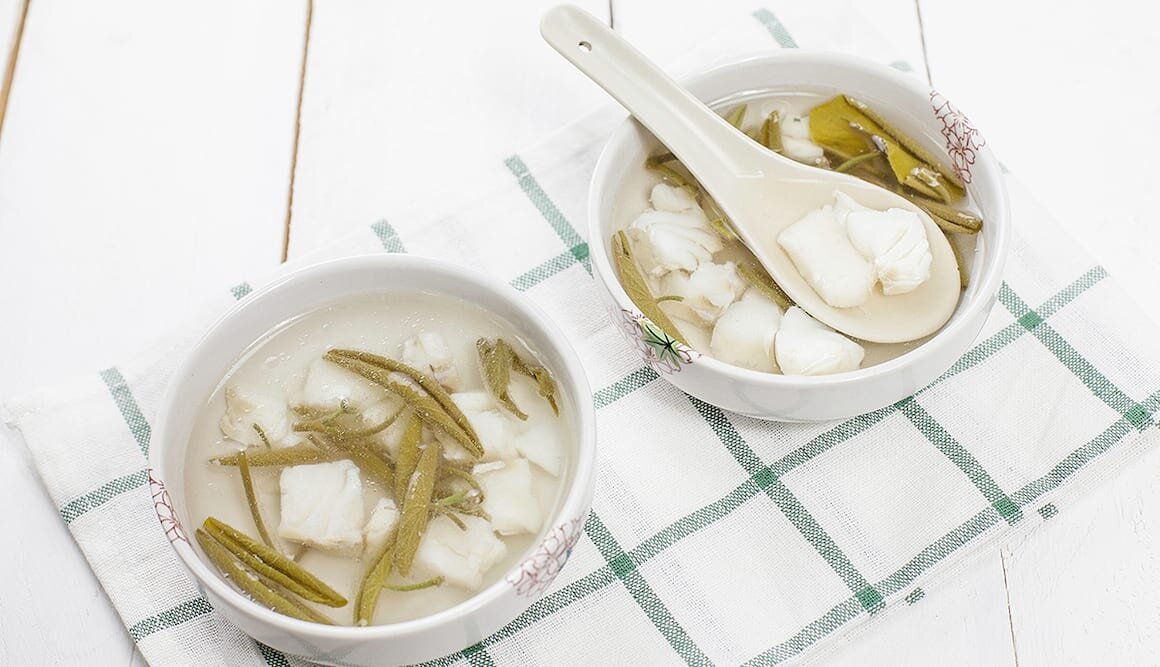 挪威北极鳕鱼莼菜汤